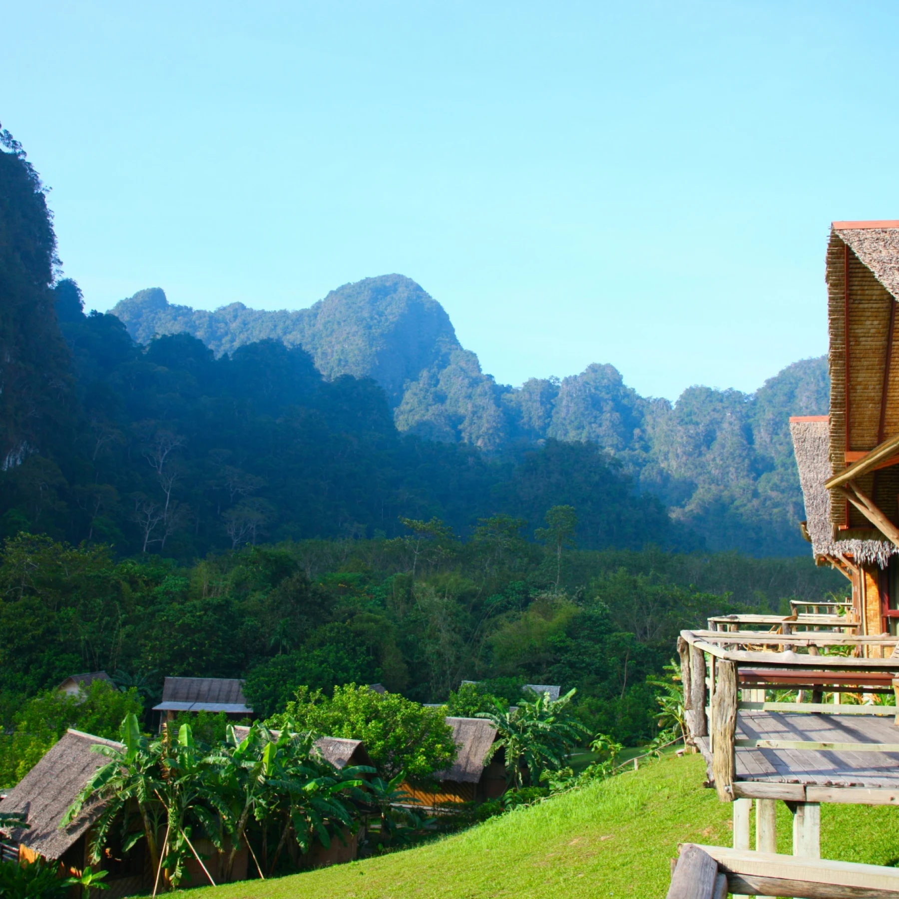 bg_img_contact_servicedetail_block4